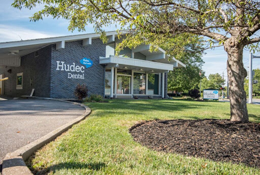Hudec Dental in Euclid - building with grey brick and windows